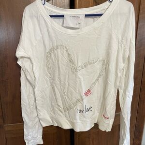 White Long Sleeve Heart Graphic Top